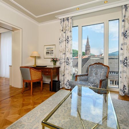 Colombi Hotel Fryburg Bryzgowijski Zewnętrze zdjęcie A suite at the Hotel de la Ville