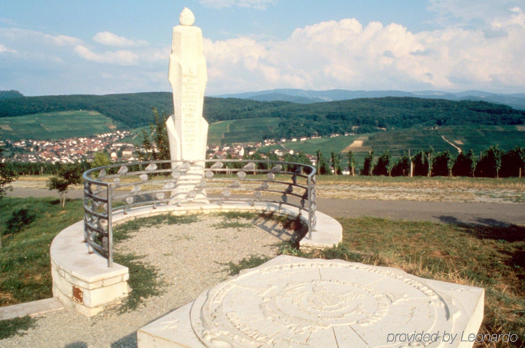 Colombi Hotel Fryburg Bryzgowijski Zewnętrze zdjęcie The Virgin of the Mountain